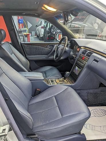 Продажа авто: Mercedes-Benz E-Class: 2000 г., 3.2 л, Автомат, Бензин, Седан — 6