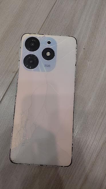 ноутбук tecno: Tecno Spark 10 Pro, Б/у, 128 ГБ, цвет - Белый, 2 SIM — 1