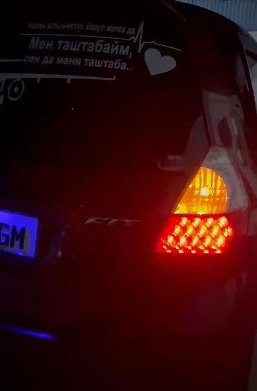 mini coper: Honda Fit: 2003 г., Автомат, Бензин, Хэтчбэк — 10