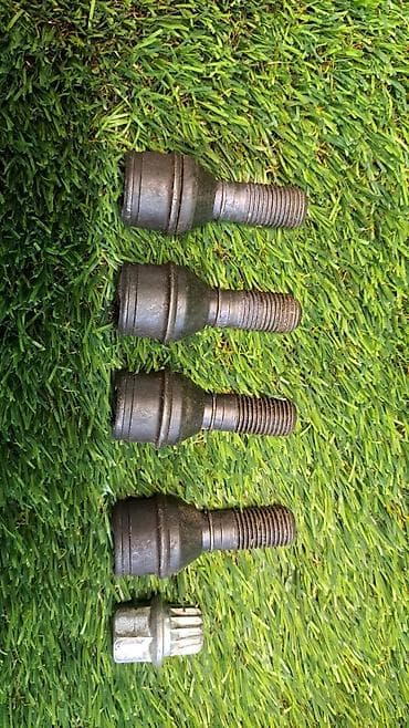 bmw m5 e39: Комплект секретных болтов Е53 Год 2005 В отличном состоянии, очень — 2