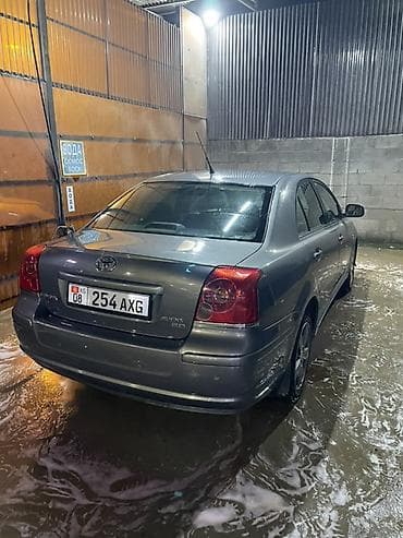 Транспорт: Toyota Avensis: 2004 г., 2 л, Автомат, Бензин, Седан — 4