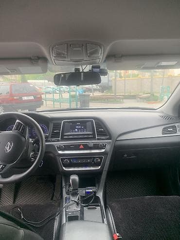 Hyundai Sonata: 2019 г., 2 л, Автомат, Газ, Седан — 5