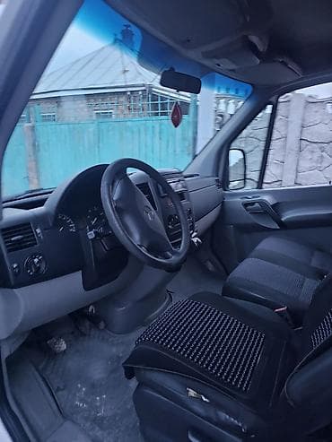 срочно продаю машину бишкек: Mercedes-Benz Спринтер: 2006 г., 2.2 л, Механика, Дизель, Бус — 6