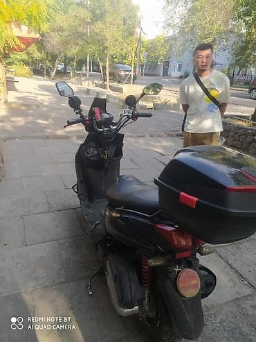 Скутер/-скутер черного цвета с доработками для города и пригородных — 6