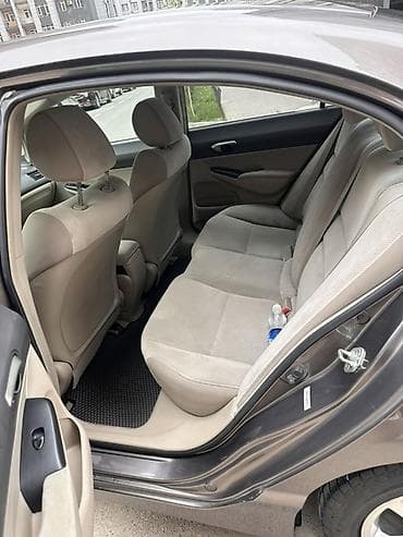 Honda Civic: 2009 г., 1.8 л, Автомат, Бензин, Седан — 7