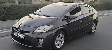 mazda 3 2004: Toyota Prius: 2010 г., Автомат, Гибрид, Хэтчбэк — 5