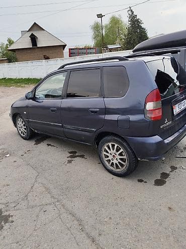 задаю: Mitsubishi Space Star: 2004 г., 1.6 л, Механика, Бензин, Универсал — 4