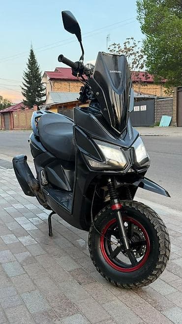 cvt: Скутер DAWANG, городского класса с внедорожным акцентом. Основные — 2