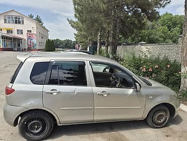 дириф кар: Mazda Demio: 2003 г., Хэтчбэк — 2