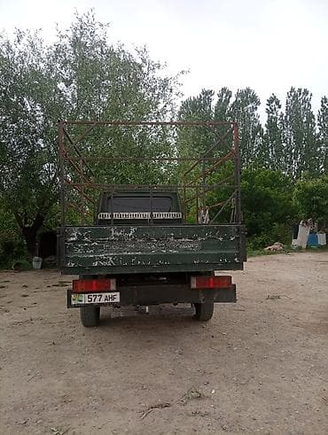 Унаа сатуу: Mercedes-Benz Спринтер: 2006 г., 2.2 л, Кол менен иштөөчү, Дизель, Пикап — 4