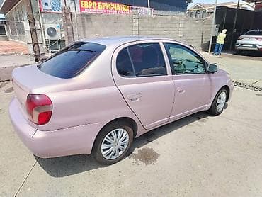 машины китайские: Toyota Platz: 2001 г., 1.5 л, Автомат, Бензин, Седан — 5