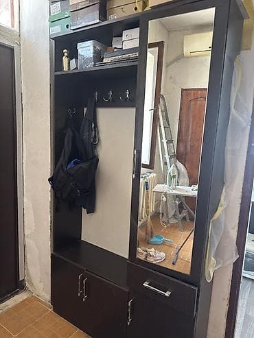 Гарнитуры для прихожей: Прихожая мебельный комплект с зеркалом и местом для хранения. - — 1