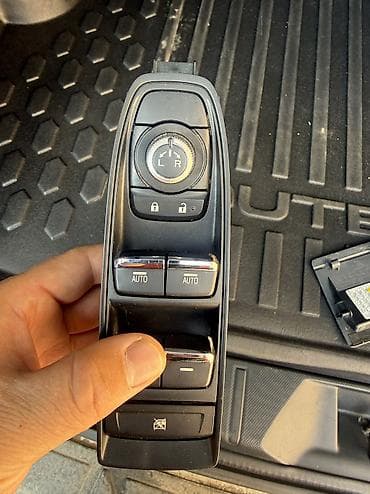 id 4: Центральный замок — 8