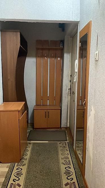 квартира совмин: 1 комната, 60 м², 104 серия, 2 этаж — 4