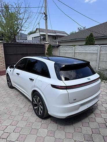 byd pro: Lixiang L7: 2023 г., 1.5 л, Автомат, Гибрид, Кроссовер — 3