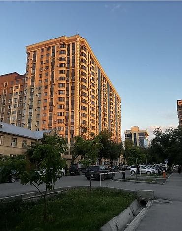 central park: Аренда офисов, 92 м², В бизнес центре, 1 линия, С системой безопасности — 8
