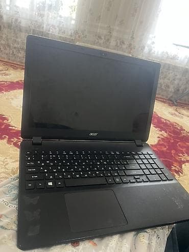 Ноутбук Acer б/у - Серия: Acer (наклейки на днище и крышке) - Экран
