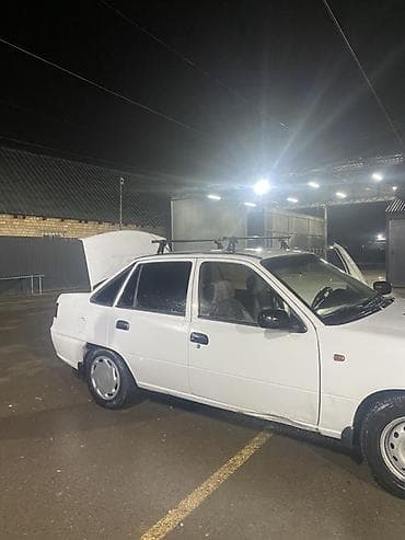 Suzuki: Daewoo Nexia: 2010 г., 1.6 л, Механика, Бензин, Седан — 2