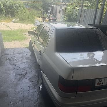 Продажа авто: Volkswagen Vento: 1996 г., Седан — 2