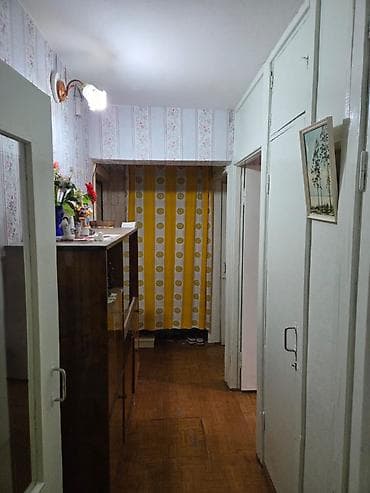 75: 2 комнаты, 43 м², 4 мкр 104 серия, 2 этаж — 5