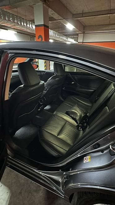 радиоторы: Lexus ES: 2019 г., 2.5 л, Автомат, Гибрид, Седан — 2