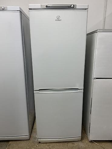 Холодильник Indesit, Б/у, Двухкамерный, De frost (капельный), 60 * 165 * 60