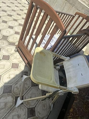 детский мир карабалта: *ПРОДАМ Б/У МАНЕЖ* Состояние среднее 10/8 Колесики работают, для — 4