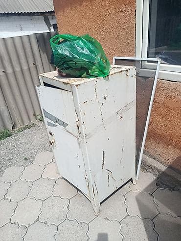 швейные стол: Шкаф для инструментов — 3