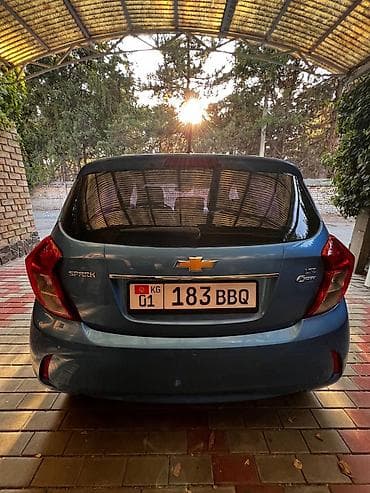 1: Chevrolet Spark: 2016 г., 1 л, Вариатор, Бензин, Хэтчбэк — 2