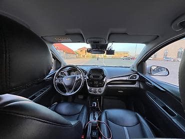 bmw е70: Chevrolet Spark: 2019 г., 0.1 л, Вариатор, Бензин, Хэтчбэк — 8