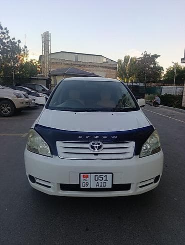 4: Toyota Ipsum: 2002 г., 2.4 л, Автомат, Бензин, Минивэн — 1