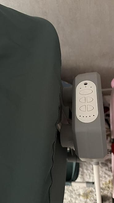 советский раскладной диван: Детская приставная кроватка, С колесиками, цвет - Зеленый — 5