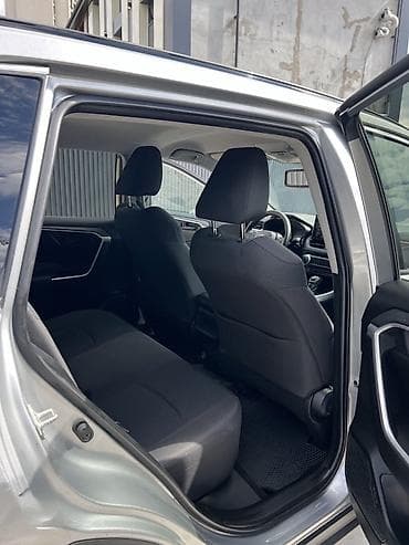 range rower: Toyota RAV4: 2019 г., Автомат — 3