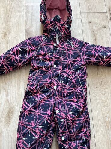 зимние комбинезоны: Продам детский зимний комбинезон в отличном состоянии, подойдет на — 6