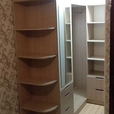 зеркало в дом: Туалетный столик, Б/у, Со шкафом, цвет - Бежевый, ЛДСП — 3