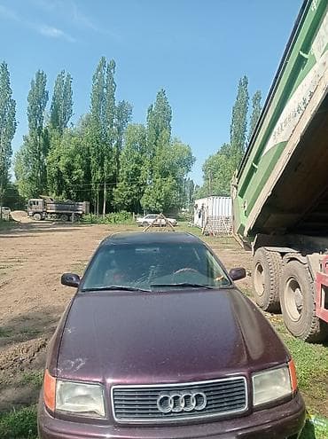 jeely coolray: Audi 100: 1992 г., Седан — 4