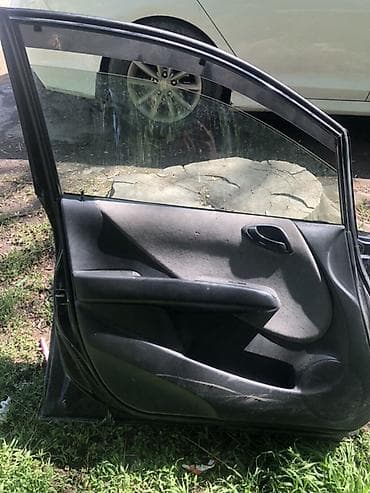 Дверь Передняя левая Honda