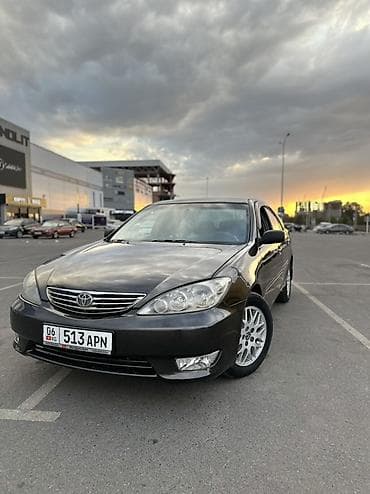 решетка батареи: Toyota Camry: 2004 г., 2.4 л, Автомат, Бензин, Седан — 2