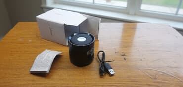 Продаётся Музыкальная колонка. Портативная, карманная, подойдёт для