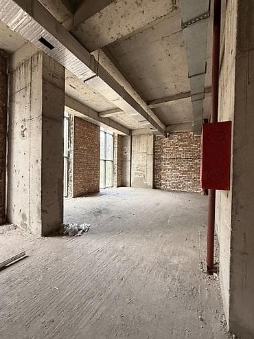 место в тц: Продажа офисов 100 м², Многоэтажное здание, 2 этаж — 5