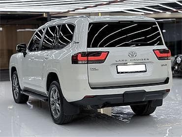 Toyota Land Cruiser: 2022 г., 3.5 л, Автомат, Бензин, Внедорожник — 6