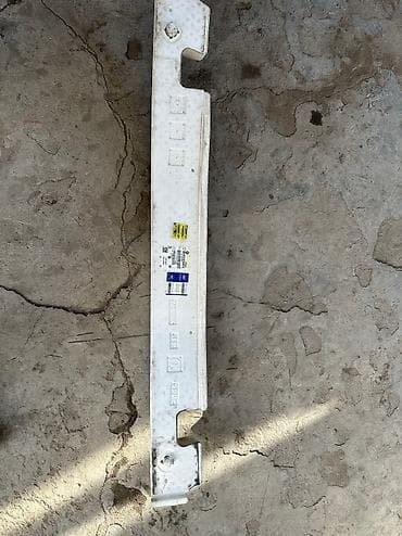 abs bmw: Решетка радиатора Toyota 2013 г., Б/у, Оригинал — 9