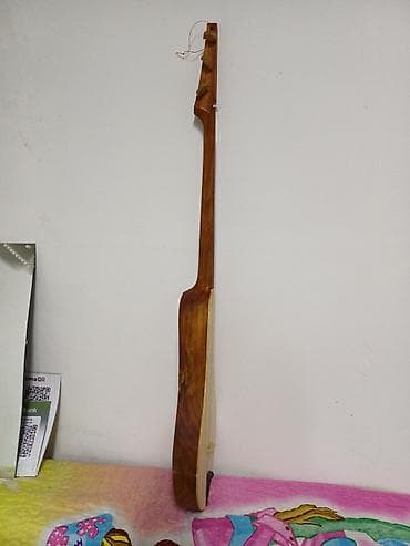 Комузы: Б/у туюк чабылган өрүк комуз сатылат. Жаңыдай эле, бир аз эле — 2