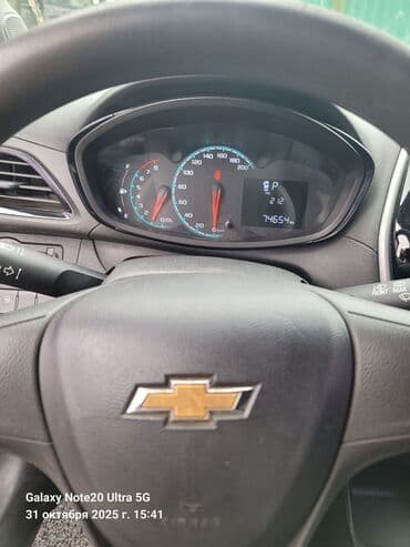 купить авто в рассрочку без первоначального взноса без банка: Chevrolet Spark: 2016 г., 0.1 л, Автомат, Бензиновая, Хэтчбэк — 3