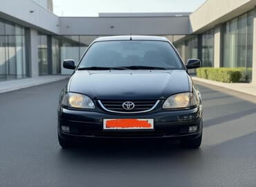 Toyota Avensis: 2002 г., 1.8 л, Механика, Бензин, Седан