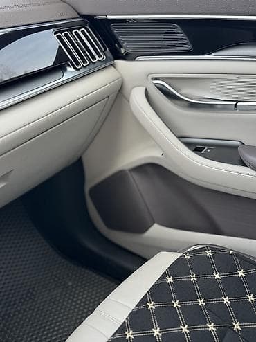 реалии: BYD Song Plus: 2024 г., Электромобиль, Кроссовер — 9