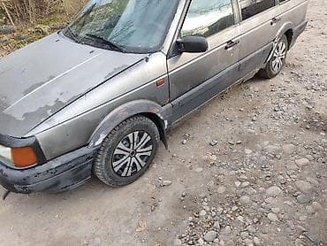 Транспорт: Volkswagen Passat Variant: 1992 г., 1.8 л, Механика, Бензин, Универсал — 2