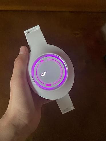 Беспроводные игровые наушники с RGB потцветкой. Качественный