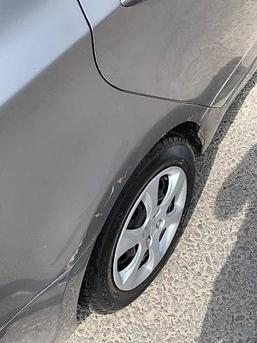 саната ю20: Hyundai Accent: 2012 г., 1.6 л, Бензин, Седан — 9