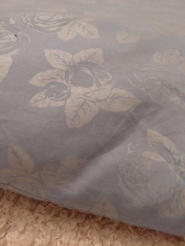 Окна и комплектующие: Перина 1.40× 2.00 м( наполнитель перо).Мягкая - Размер: примерно для — 2